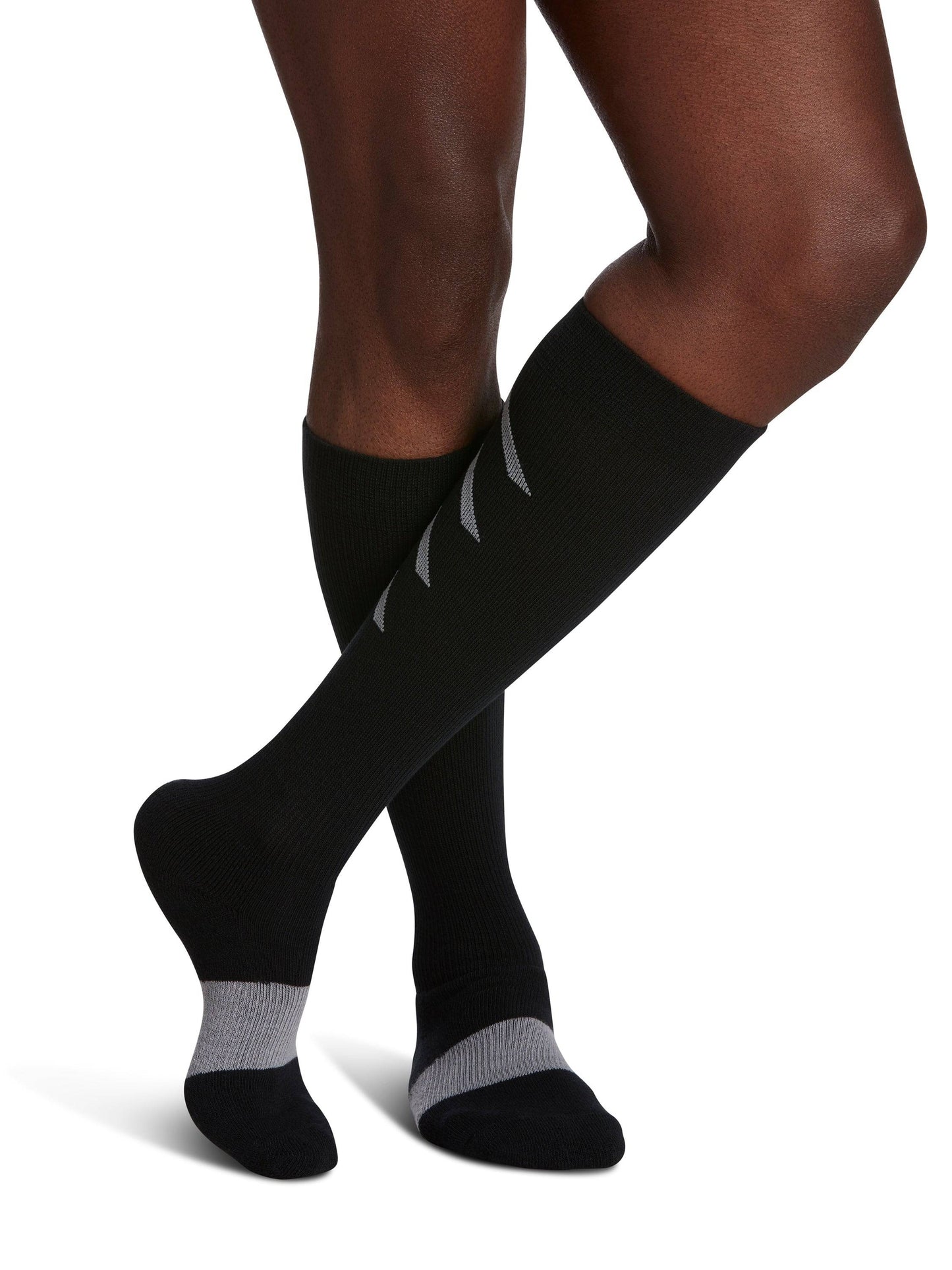 Sigvaris Athletic Recovery Unisex Knee High 15-20mmHg-Closed Toe