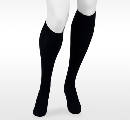Juzo Move Closed Toe Knee High 20-30 mmHg w/ 3.5cm Silicone Top Band