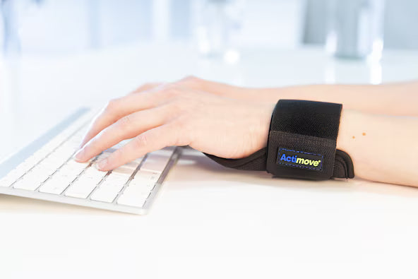 Actimove Wrist Stabilizer Carpal Pre-Shaped Metal Stay