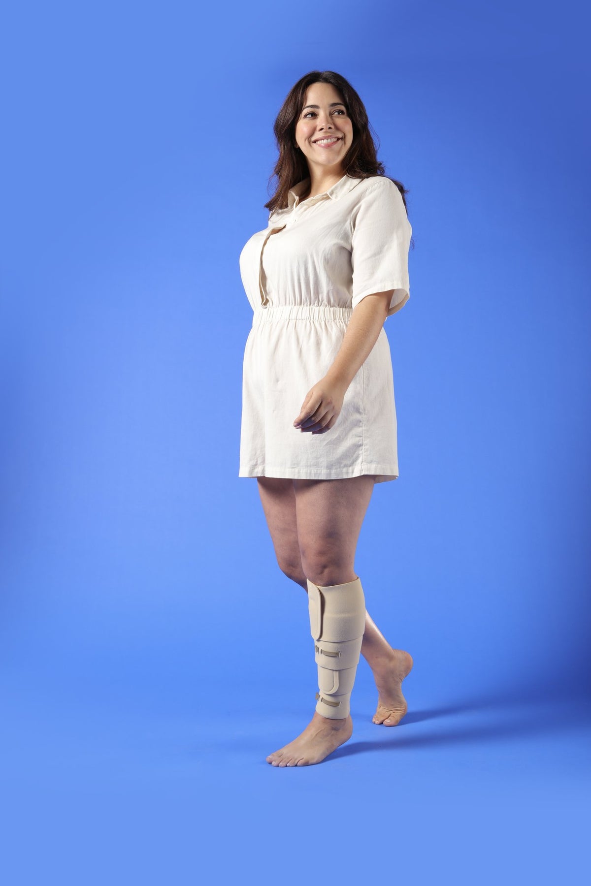Thuasne BiFlex Self-Adjust Calf Wrap 20-50 mmHg - worn, standing