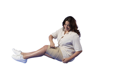 Thuasne BiFlex Self-Adjust Thigh Wrap 20-50 mmHg - worn, sitting