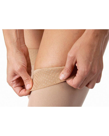 Jobst blickdichter, geschlossener Strumpf, 30–40 mmHg, Oberschenkelhoch, mit Silikon-Oberteil