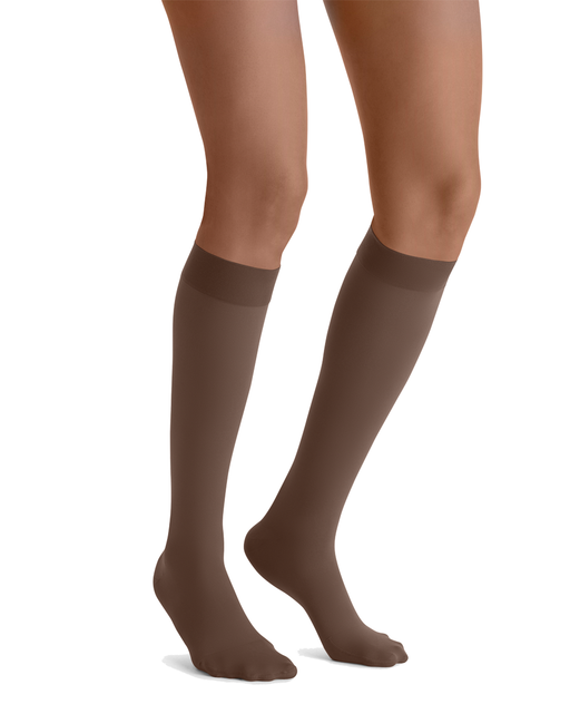 Jobst Opaque SoftFit Closed Toe 15-20 mmHg Knee Highs