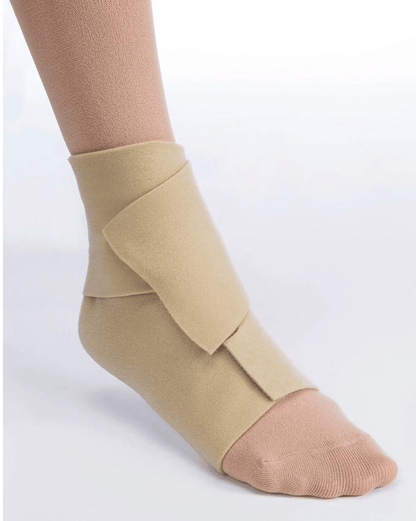 FarrowWrap BASIC Footpiece compression worn by a person