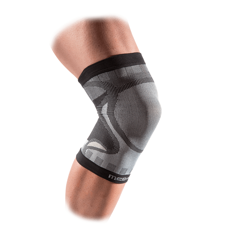 McDavid Knee Sleeve/4-Way Seamless Elastic - MD5140